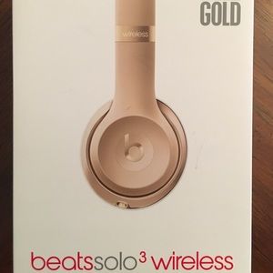 Beats solo 3 wireless headphones GOLD